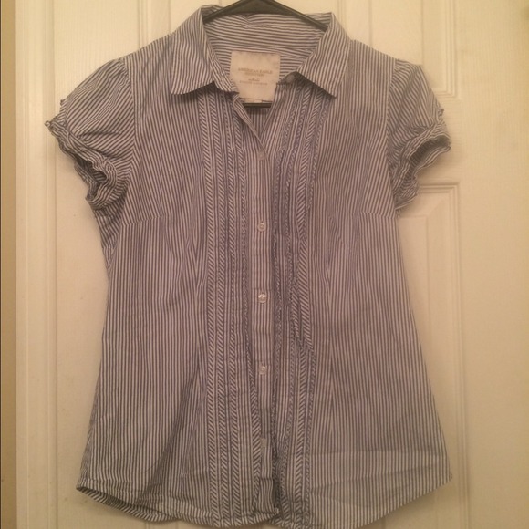 American Eagle button down