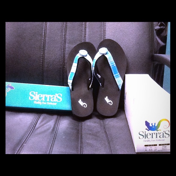 Sierra's Flexibly Fun Footwear