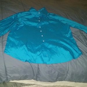 Blue mid sleeve button down shirt