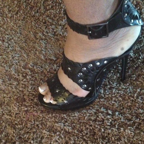 Jimmy Choo Black Gladiator heels gorgeous