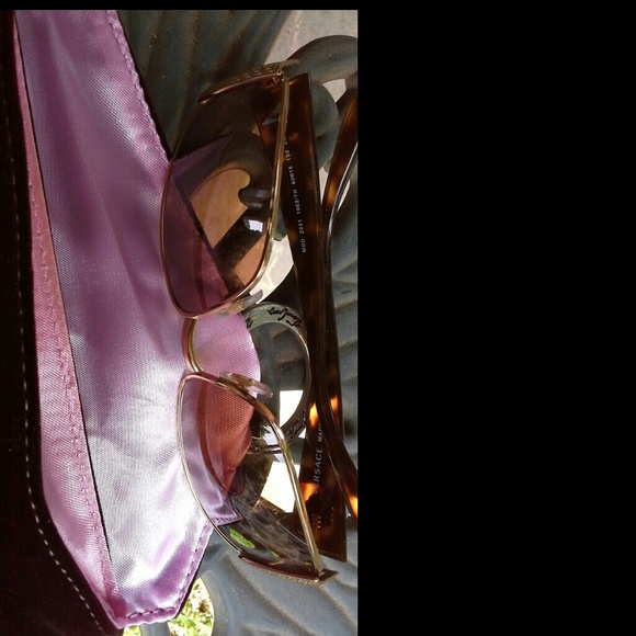 🌟traded🌟 Authentic Versace Sunnies