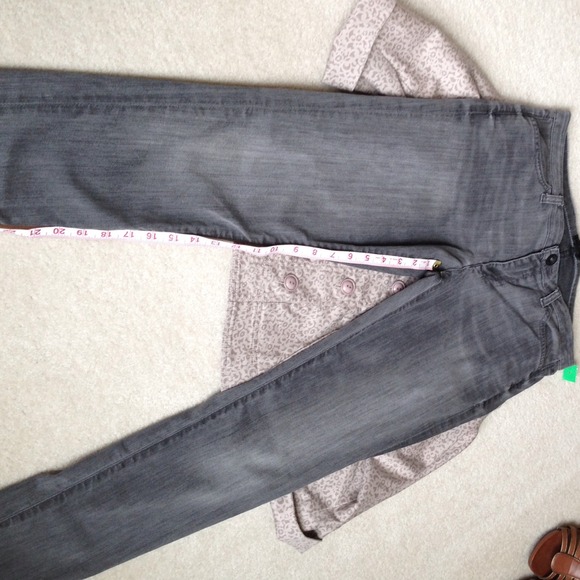 Banana Republic Crop Jegging - Picture 3 of 3