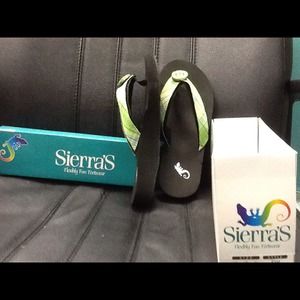 Sierra's Flexibly Fun Footwear