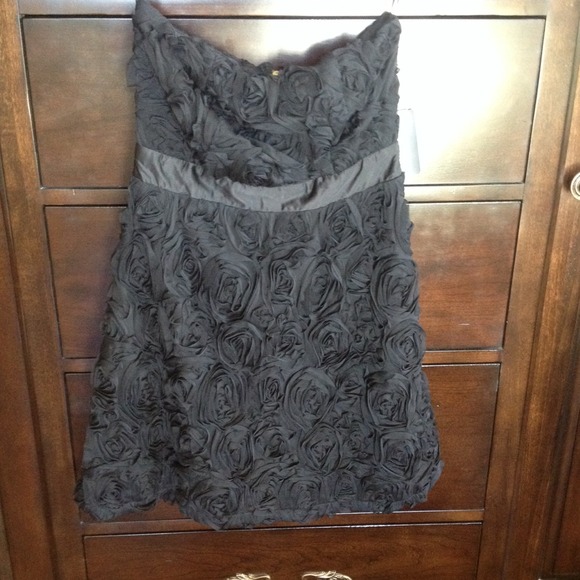 NWT black strapless dress