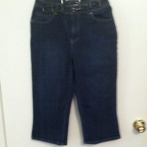 Rinse-washed denim cropped pants