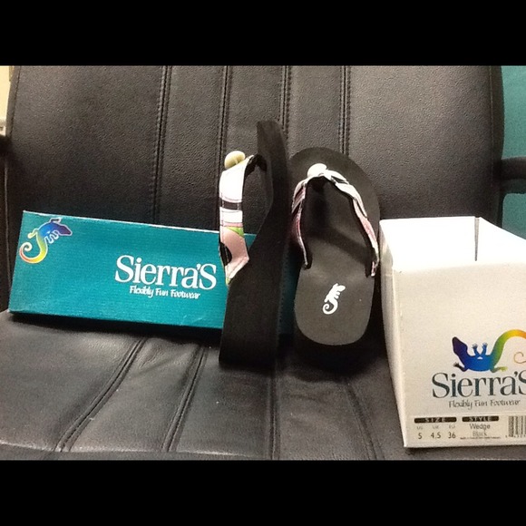 Sierra's Flexibly Fun Footwear
