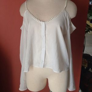 Gorgeous White shoulder cutout top