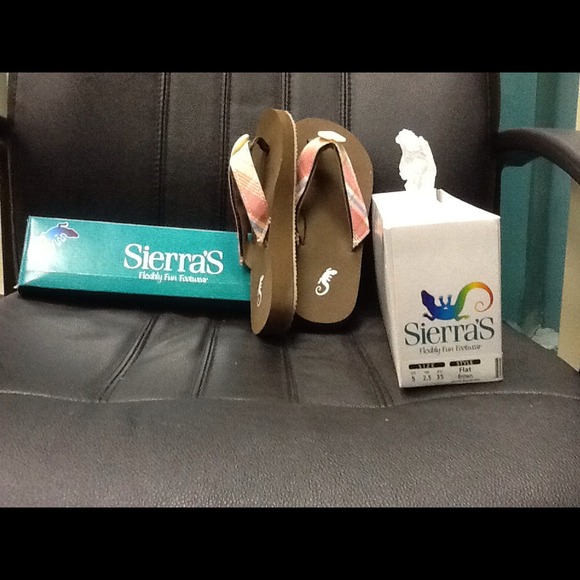 Sierra's Flexibly Fun Footwear