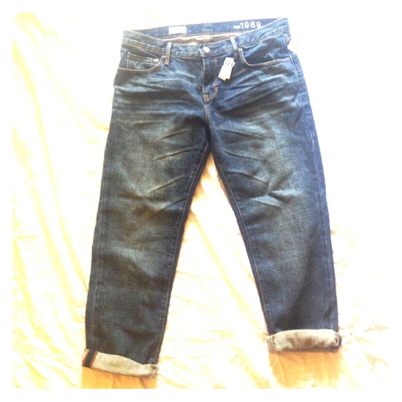 Brand new Gap Sexy Boyfriend Jeans