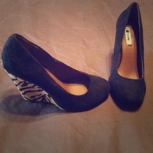 Zebra print wedges
