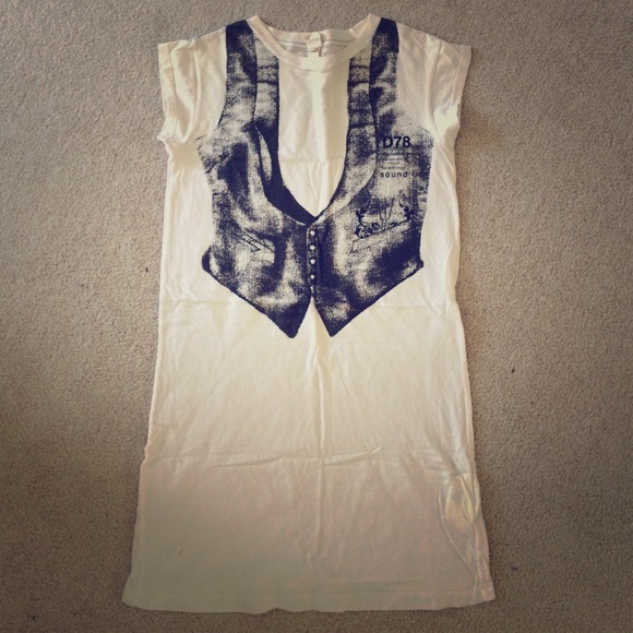 Brand new fashionable tee from Diesel