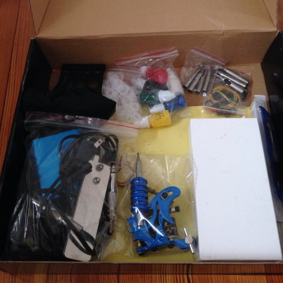 ⭕️ HOLD ⭕️Tattoo Kit