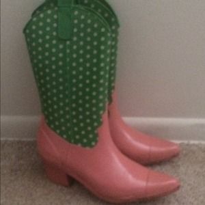 Rain boot