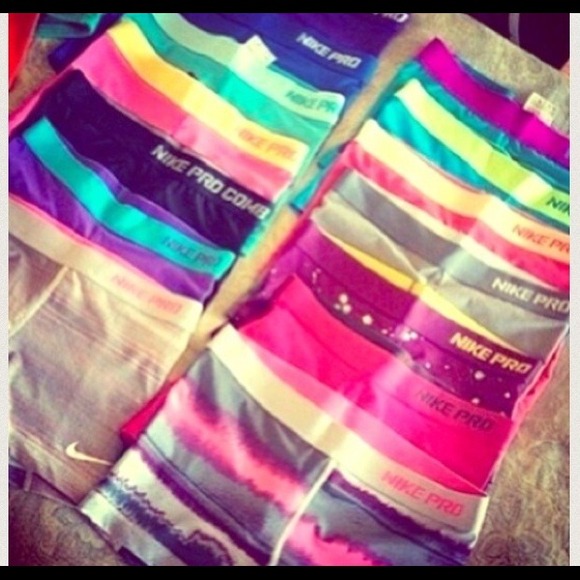 LOOKING FOR NIKE PRO SPANDEX