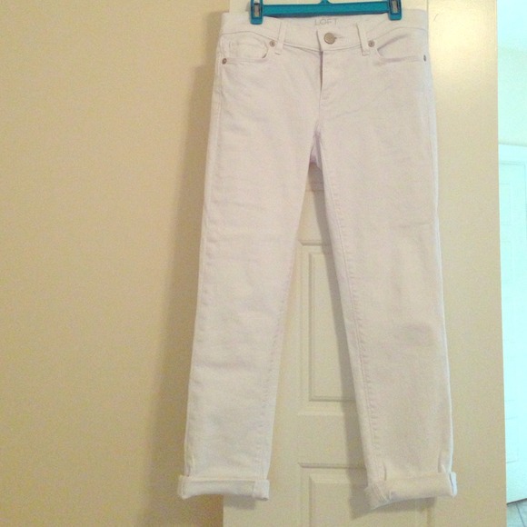 🚫SOLD! 🚫white crop jeans from LOFT.