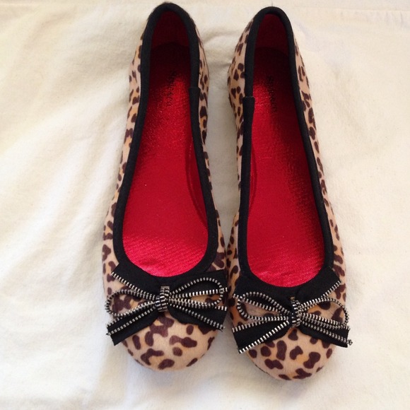 Style & Co. Leopard Flats