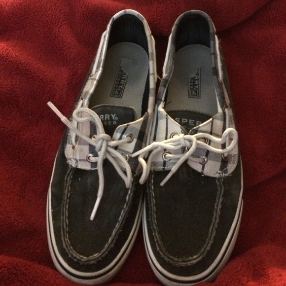 Super cute black Sperry's