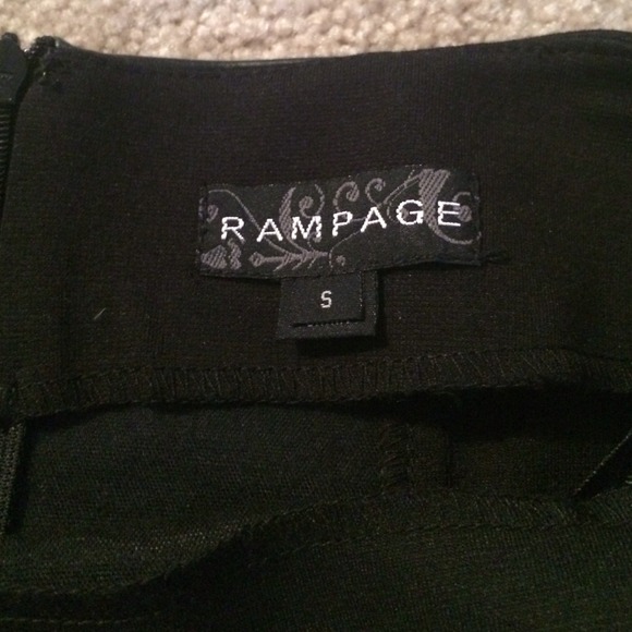 🚫🚫SOLD🚫🚫Rampage black pencil skirt with leathe - Picture 4 of 4