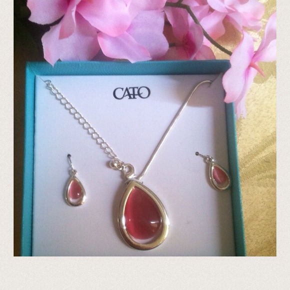 On sale in the box Cato silver peach necklace set - Picture 3 of 4