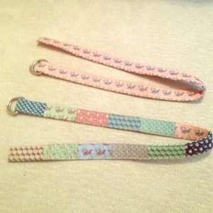 2 vineyard vines belts