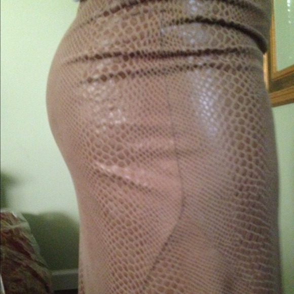 Nwt sharagano paris skirt - Picture 2 of 3