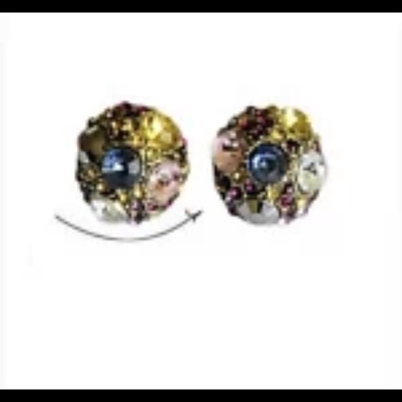 Colorful bronze stud earrings super cute! 💛💙💎💜
