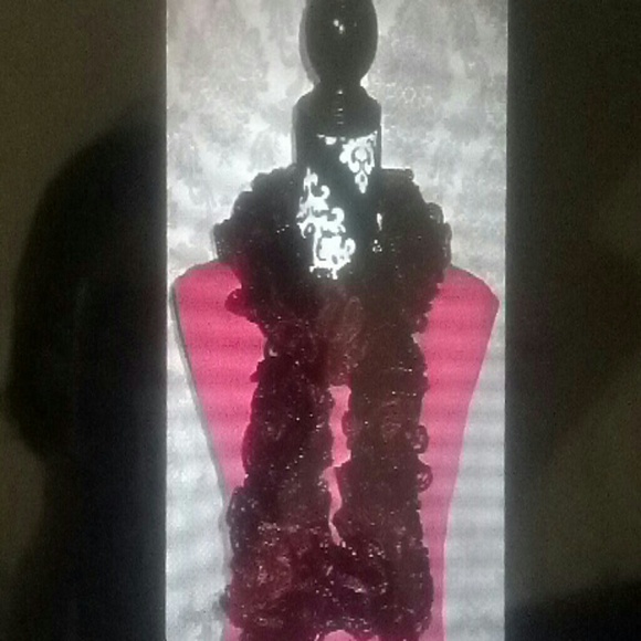 Hand knitted Ruffle Scarf