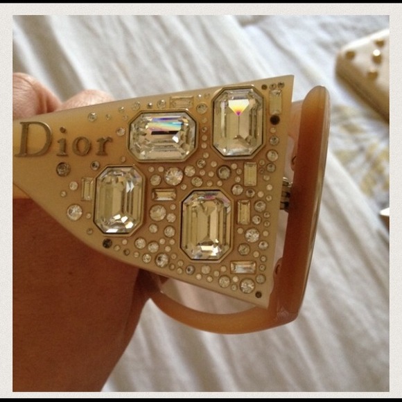 ❌Sold❌Christian Dior - "On The Rocks" sunglasses - Picture 4 of 4