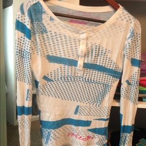Long sleeve Volcom shirt