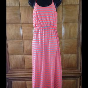 Bright Maxi Dress😍