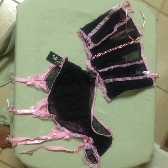 Lingerie set black with pink size xs