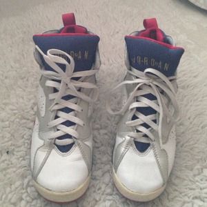 Retro Jordan Olympic's ❤️️ size:5.5