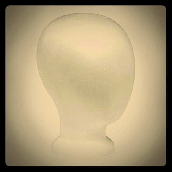 Maniquin head