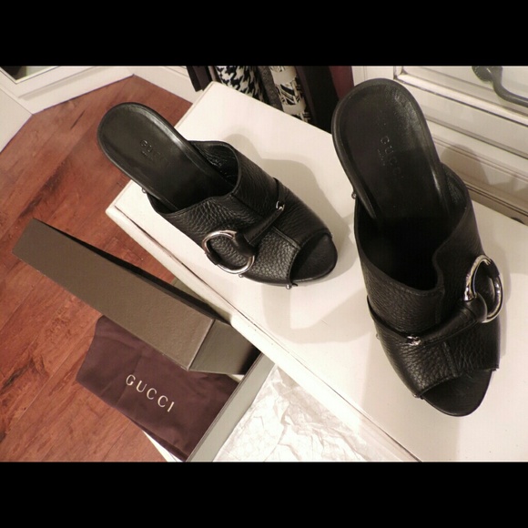 Gucci Slide ons