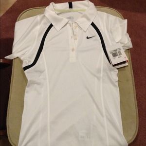 New  NIKE fit dry tennis polo shirt  xs