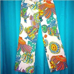 Summer Perfect 🌺🌼 Trina Turk Printed Capri Pants