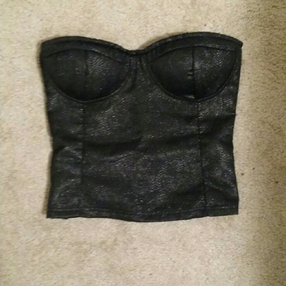 ****Charlotte Russe Bustier Top***