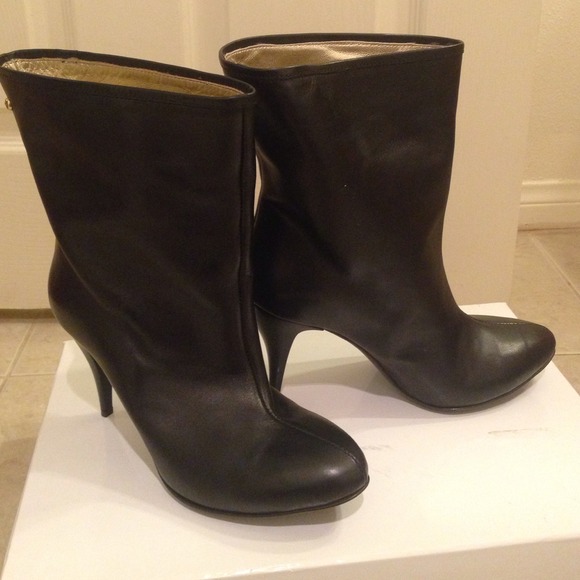Roberto Cavalli booties