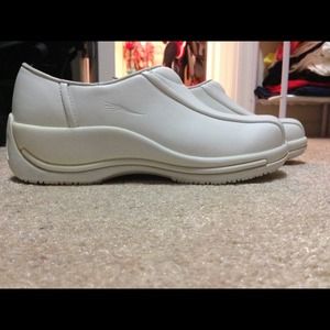 Dansko White Nursing Shoes