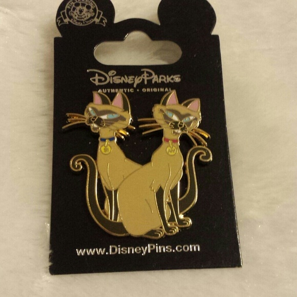 Authentic Disney tradding pin