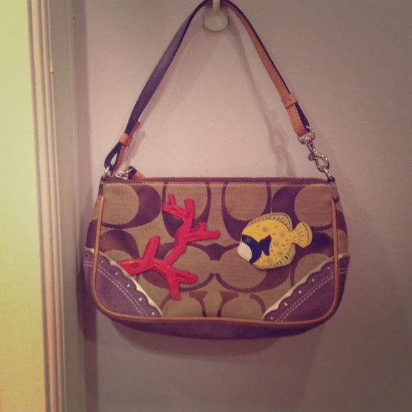 Designer Purse! - Picture 1 of 2