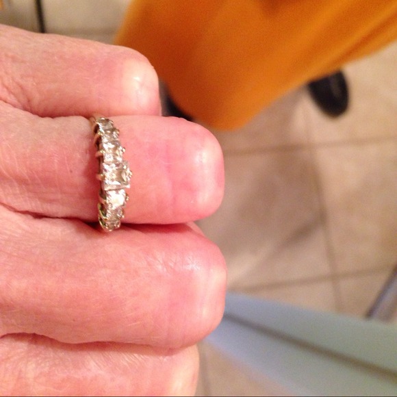 10K yellow gold CZ ring size 6 1/2
