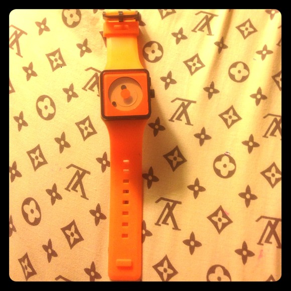 Nixon watch