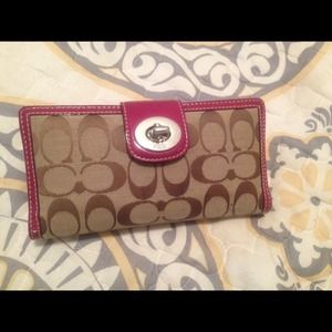 Reduced!!! Coach pink envelope wallet