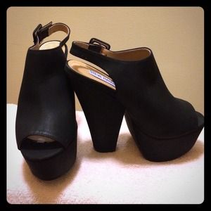 Steve Madden Gabby open toe platform sandal.Sz 6.5