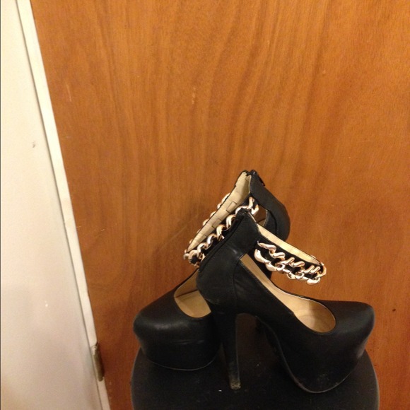 Platform Pumps - Picture 2 of 3