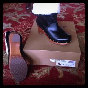 UGG ankle Lynnea Boot