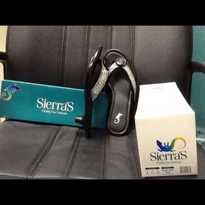 Sierra's Flexibly Fun Footwear