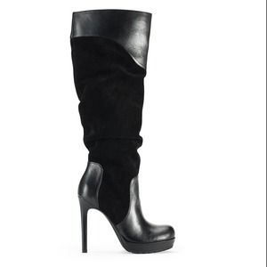 SOLD: Jessica Simpson "Vaness" Suede Boots