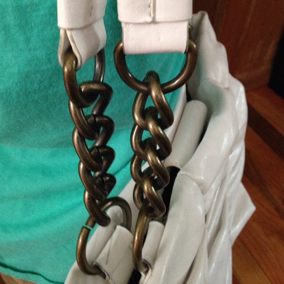 Simply Vera Wang handbag - Picture 2 of 4